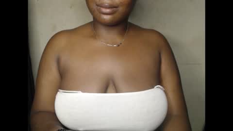 juicyboobssx online show from September 10, 6:41 pm