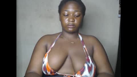 juicyboobssx online show from September 12, 6:41 pm
