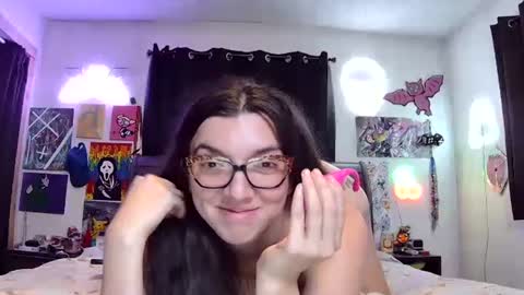 Snapshot of juicybootyqt chatting on November 26, 6:09 pm juicybootyqt online show from November 26, 6:09 pm