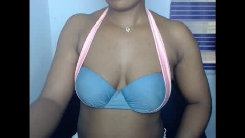 juicycuntx online show from October 21, 9:43 am