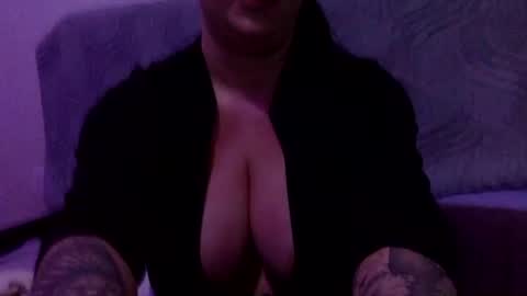 Tacye Ann online show from December 2, 11:37 am