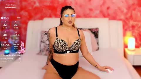 juicyolivia_ online show from February 27, 10:04 am