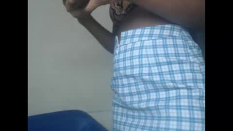 juicypiexx online show from February 1, 12:51 am