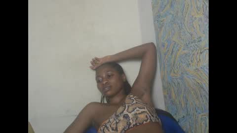 juicypiexx online show from February 1, 3:52 am