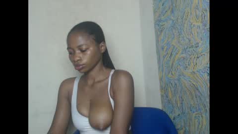 juicypiexx online show from February 3, 7:10 pm