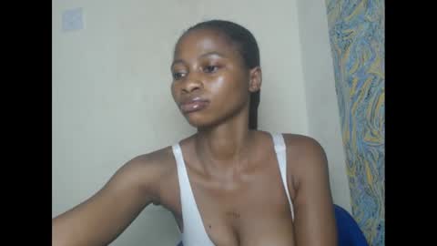 juicypiexx online show from February 4, 1:13 am