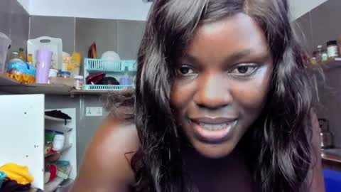 juicyxxxboobs online show from April 3, 4:16 pm