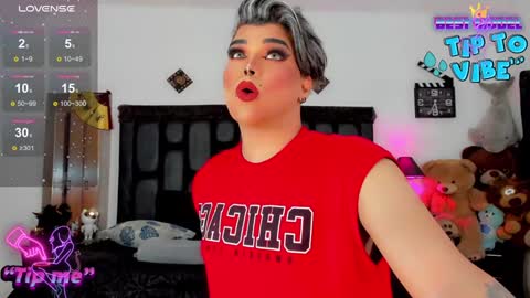 Jujubee online show from December 4, 3:43 pm