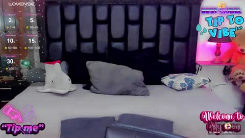 Jujubee online show from December 10, 4:38 pm