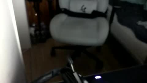 Snapshot of julatre chatting on March 20, 10:14 pm xmas3 online show from March 20, 10:14 pm