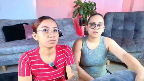 Jules and Gia online show from October 14, 3:02 pm