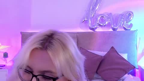 Jules Nightt online show from May 9, 9:31 pm