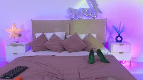 Jules Nightt online show from July 25, 9:56 pm
