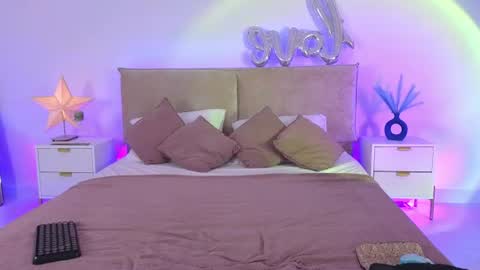 Jules Nightt online show from July 30, 9:47 pm