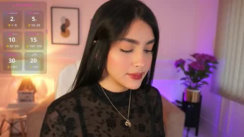 Snapshot of julesbennet chatting on October 22, 11:32 am Jules Bennett online show from October 22, 11:32 am