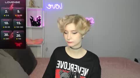 Jules online show from October 19, 12:55 am