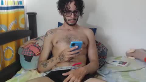 Snapshot of julfigo chatting on October 23, 6:50 pm Julfigo online show from October 23, 6:50 pm