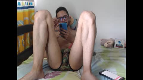 Snapshot of julfigo chatting on October 24, 3:08 pm Julfigo online show from October 24, 3:08 pm