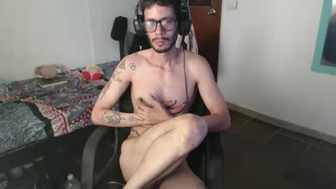 Julfigo online show from June 4, 6:25 pm