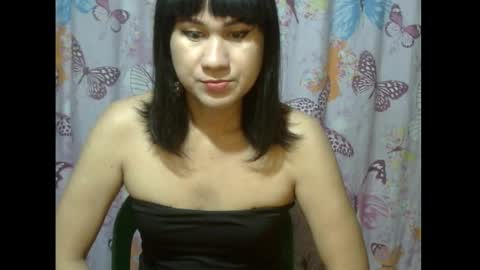 Snapshot of julia111987 chatting on March 20, 5:29 pm JULIA online show from March 20, 5:29 pm