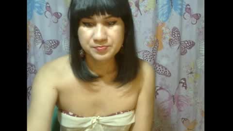 Snapshot of julia111987 chatting on March 24, 5:18 pm JULIA online show from March 24, 5:18 pm