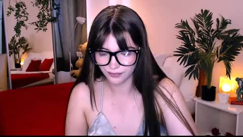 Snapshot of julia485262 chatting on June 12, 11:42 am julia485262 online show from June 12, 11:42 am