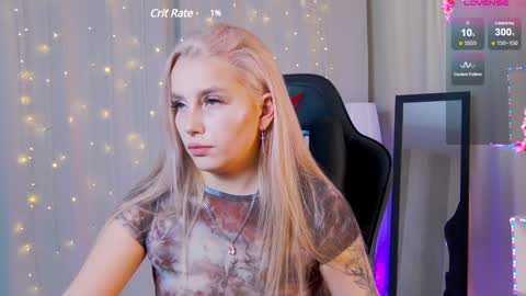 julia__bunny online show from January 26, 5:44 pm