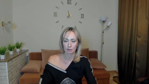 Snapshot of julia__cherry_ chatting on January 24, 3:13 pm julia__cherry_ online show from January 24, 3:13 pm