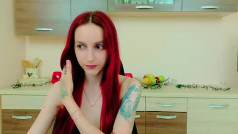 JuliaJae online show from June 22, 4:31 am