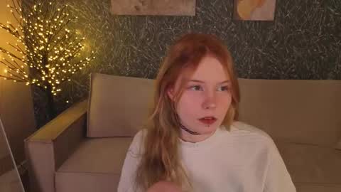 Julia online show from February 10, 1:43 am