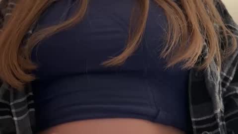 Julia R Le online show from March 24, 2:05 am