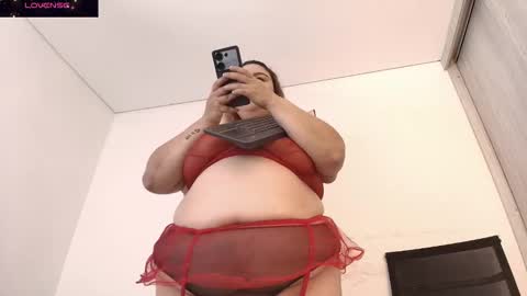 Juliana online show from February 14, 8:27 pm