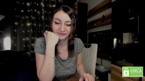 Snapshot of julia_t_mog chatting on January 8, 9:50 pm julia_t_mog online show from January 8, 9:50 pm