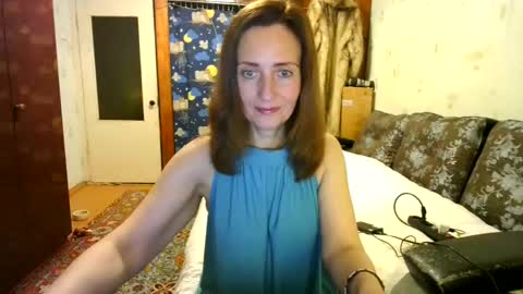 Snapshot of juliaa_foxi chatting on December 3, 6:38 pm juliaa_foxi online show from December 3, 6:38 pm