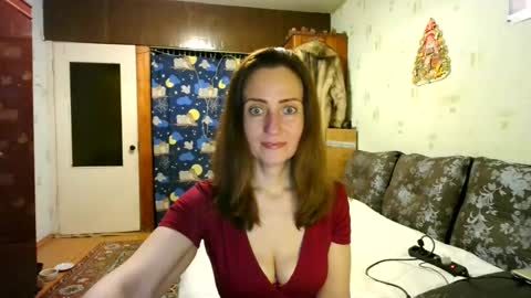 Snapshot of juliaa_foxi chatting on February 4, 6:27 pm juliaa_foxi online show from February 4, 6:27 pm