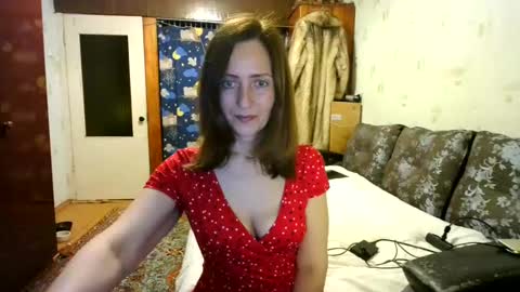 Snapshot of juliaa_foxi chatting on February 15, 6:01 pm juliaa_foxi online show from February 15, 6:01 pm