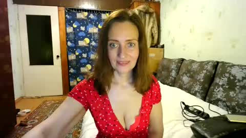 Snapshot of juliaa_foxi chatting on February 28, 9:55 pm juliaa_foxi online show from February 28, 9:55 pm