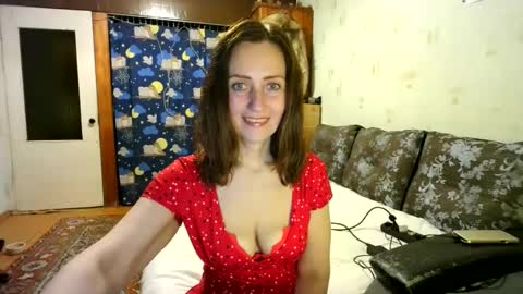 Snapshot of juliaa_foxi chatting on March 1, 6:21 pm juliaa_foxi online show from March 1, 6:21 pm