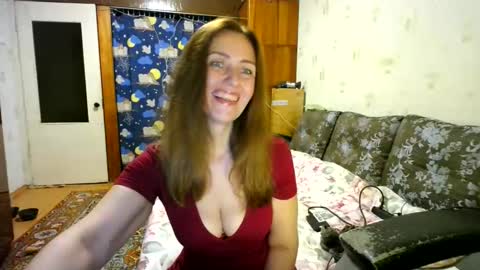 Snapshot of juliaa_foxi chatting on September 12, 6:41 pm juliaa_foxi online show from September 12, 6:41 pm