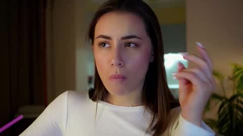 Snapshot of juliacontrol chatting on February 28, 4:30 pm Molly online show from February 28, 4:30 pm