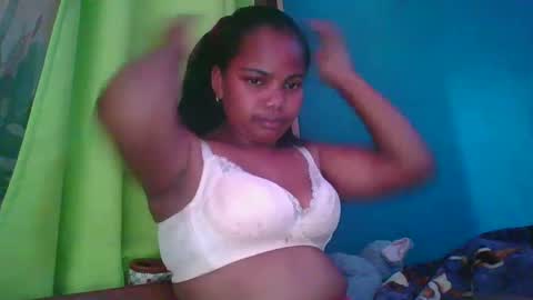 Snapshot of juliah02 chatting on February 3, 10:58 am juliah02 online show from February 3, 10:58 am