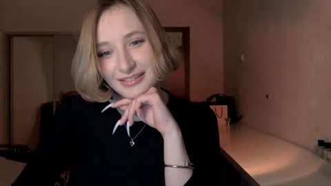 Kate online show from February 28, 4:19 pm