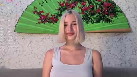 Kate online show from August 2, 6:39 pm