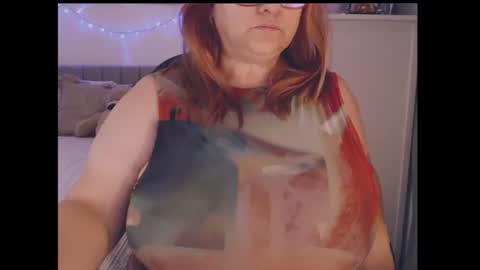 julialiones online show from July 24, 7:34 pm