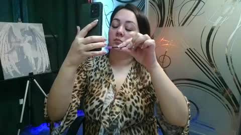 juliamorgann online show from April 23, 7:41 am