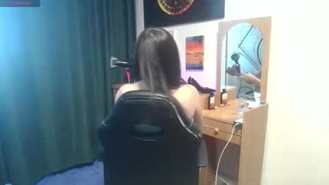 juliamorgann online show from July 18, 6:28 am