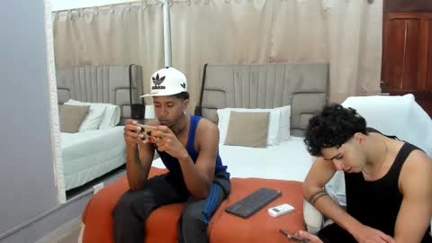 Snapshot of julian_billy chatting on January 4, 5:26 pm julian billy online show from January 4, 5:26 pm