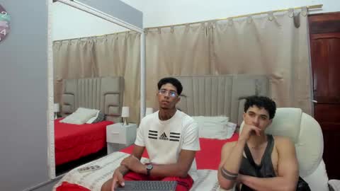 Snapshot of julian_billy chatting on January 26, 2:30 pm julian billy online show from January 26, 2:30 pm