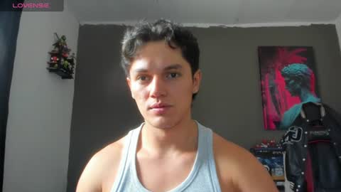 Snapshot of julian_wallace1 chatting on June 12, 4:17 pm julian_wallace1 online show from June 12, 4:17 pm