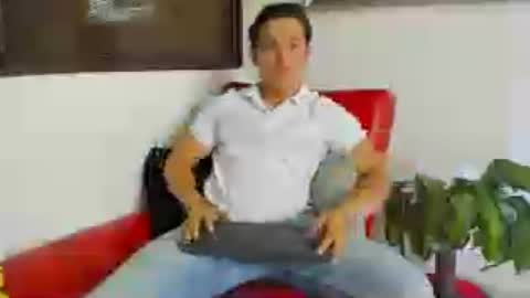 julian_wallace1 online show from July 29, 9:46 pm